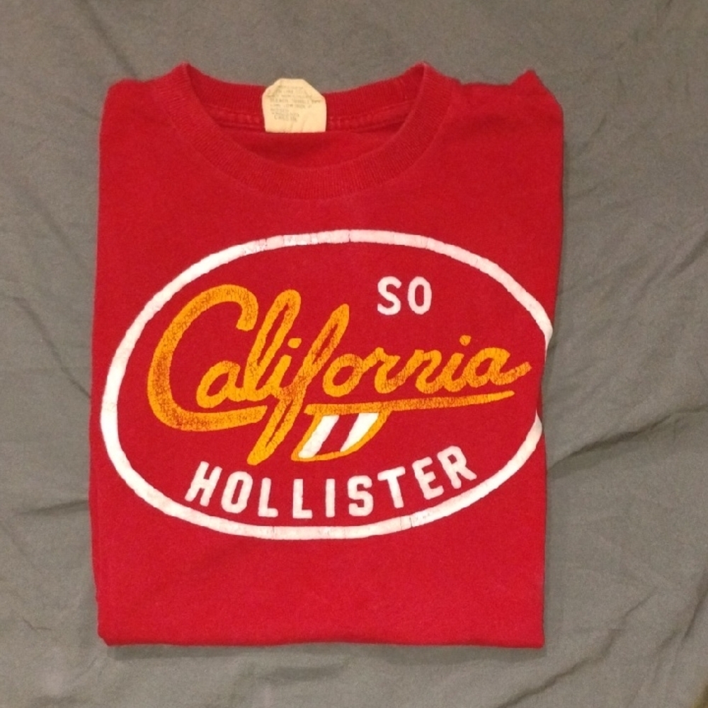 Hollister Red California Logo Tee
